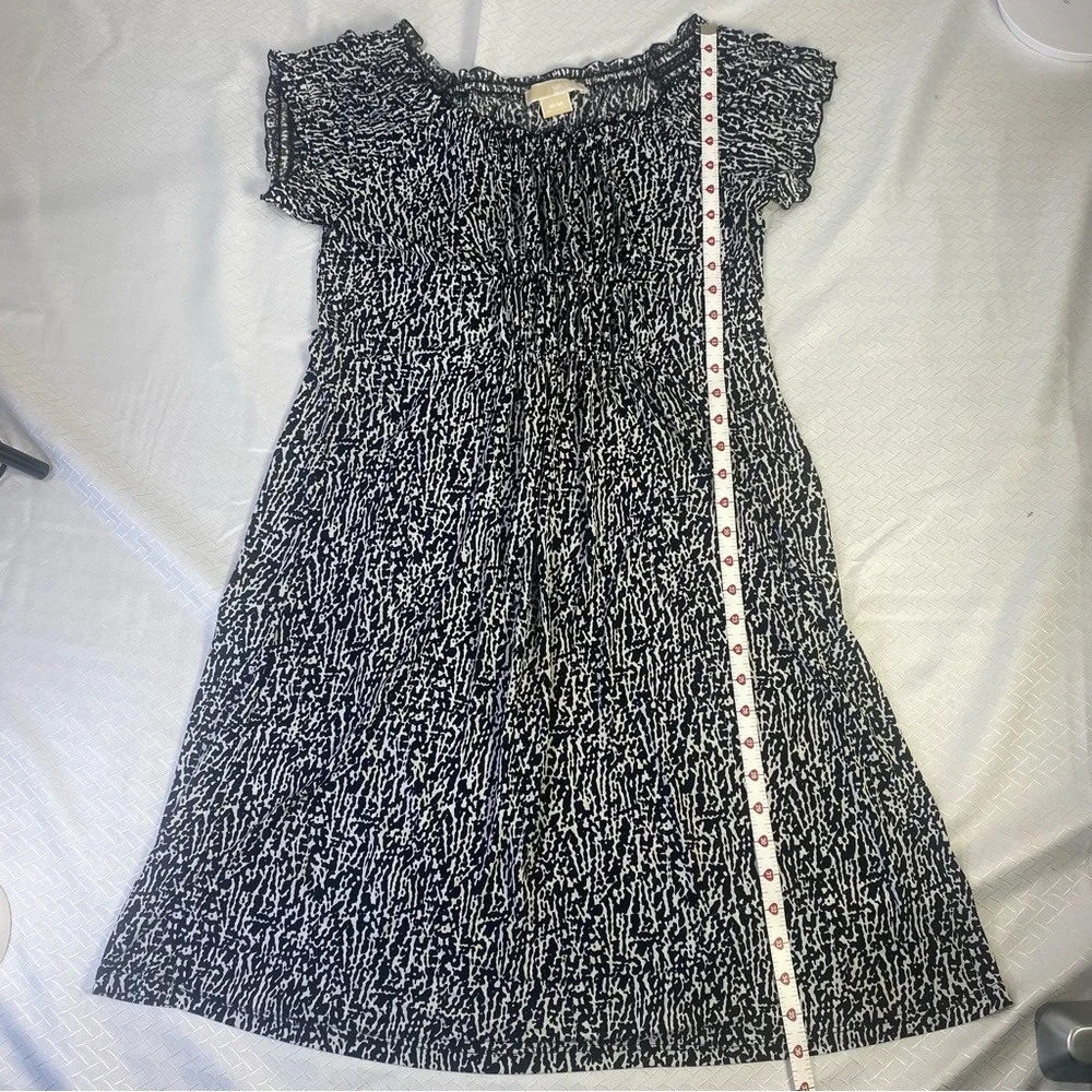 Michael Kors Women’s‎ Black White Printed Smocked Dress Size Medium